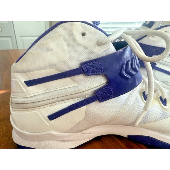 Nike Lebron Zoom VIII TB SIZE 16 White And Purple Sneakers Kicks 330/503 - Picture 14 of 16
